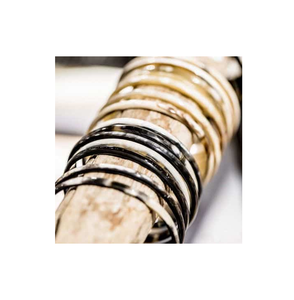Brazaletes y pulsera de cuerno de búfalo hechos a mano con estilo Las mujeres y las niñas usan nuevos materiales brazaletes de cuerno de excelente calidad - Product Image 3