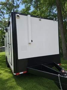 Solution clé en main 2021 Southern Dimensions 8.5' x 24' pour la distribution mobile de nourriture et de boissons froides - Product Image 2