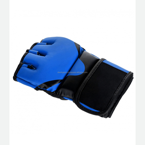 Gants de boxe MMA en cuir avec logo personnalisé, respirants, légers, antidérapants, demi-doigts, entraînement professionnel, sparring, fermeture auto-agrippante - Product Image 5