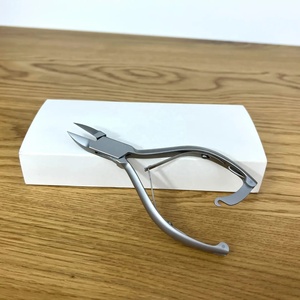 Nouvelles pinces à ongles droites 13,5 cm pour soins des pieds, podologie, coupe des ongles des doigts et des orteils, 18 mm, autoclavables, en acier inoxydable, OEM - Product Image 4