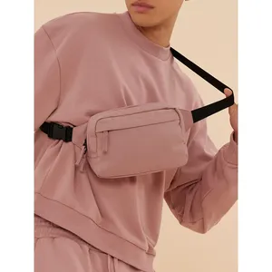 Borsa a tracolla premium riciclata, merchandising sostenibile - Product Image 6