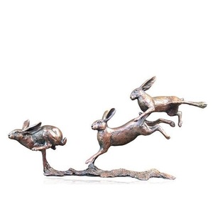 Decoración moderna para el hogar Escultura abstracta de metal de aluminio única Estatua de mesa elegante para interiores de oficina de lujo Opciones de impresión personalizadas - Product Image 6