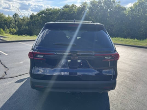 SUV Compacto Premium 2024, 5 Plazas, Transmisión Automática, Faros LED, Sin Accidentes y Listo para Enviar - Product Image 5