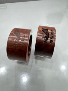 Ronds de serviette en bois fabriqués à la main Design écologique unique pour les mariages et les tables à manger Vente en gros de l'Inde - Product Image 5