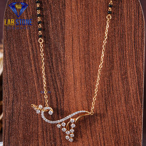 Labstone's 0.69 TDW เพชรทรงกลมสีเหลืองทอง mangalsutra สำหรับงานแต่งงานและของขวัญ EF-VS สีโรเดียมชุบ - Product Image 1