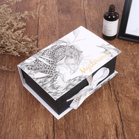 Carton rigide en papier imprimé avec logo personnalisé Boîtes cadeaux pliables pliantes avec ruban d'emballage de chaussure vêtement fermeture magnétique
