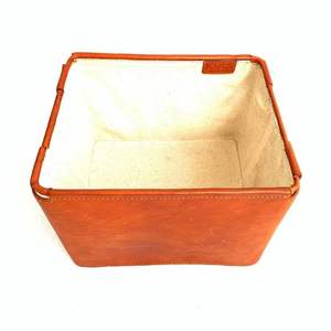 Elegante caja de almacenamiento de cuero rústico hecho a mano elegancia para el hogar u oficina solución de almacenamiento elegante con forro de lona - Product Image 2