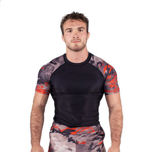 Rashguard de haute qualité pour hommes adultes, coupe ajustée, musculation, nylon polyester, impression numérique, manches courtes, rashguards de BJJ personnalisés - Product Image 4