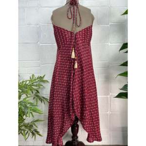 Vestido Maxi Halter Floral Hecho a Mano Estilo Boho Vintage en Tela de Chifón - Product Image 5