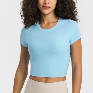 T-shirts en coton surdimensionnés pour femmes Logo personnalisé Yoga Pull-Over Crop Tops pour les entraînements de gymnastique d'été - Product Image 4