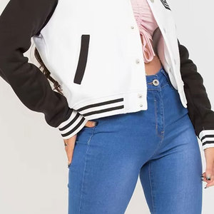 Señoras Varsity Crop Top Chaquetas Custom Cropped Varsity Jacket con mangas de lana Mujeres Varsity Crop Top Chaquetas - Product Image 6