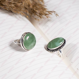 Bagues Cabochon Tendance en Aventurine Verte Naturelle Premium, Bijoux de Méditation en Pierre Semi-Précieuse Guérisseuse, Cadeau Unisexe pour Fête - Product Image 1