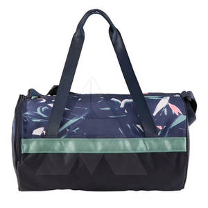 กระเป๋าดัฟเฟิลสำหรับเล่นยิมพิมพ์ลายตามสั่งดีไซน์ไม่เหมือนใคร - Product Image 4