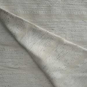 Couverture moderne en coton doux et confortable Textiles de maison chauds et durables avec motif à rayures Jeté de lit - Product Image 6