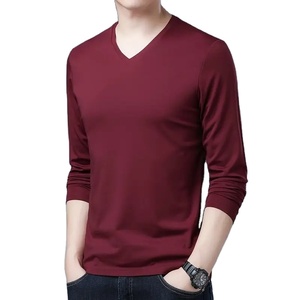 เสื้อยืดแขนยาวคอวีสำหรับผู้ชายซับในผ้าไหมสำหรับผู้ชายเสื้อยืดใส่สบาย - Product Image 4