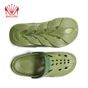 Vente en gros de sabots EVA pour hommes avec semelle extérieure antidérapante et tongs de construction imperméables durables fournisseur pour hommes - Product Image 1