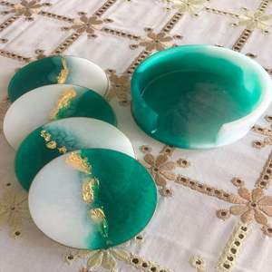 Ensemble de sous-verres en bois artistique avec flocons métalliques intégrés et tapis carrés modernes faits à la main à paillettes pour les cadeaux de Table de salon - Product Image 1