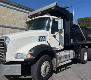 El mejor!! Camión Tractor Diésel 6x4 de Alta Eficiencia para Transporte de Carga Pesada, Ideal para Servicios Profesionales de Logística y Transporte por Carretera - Product Image 3