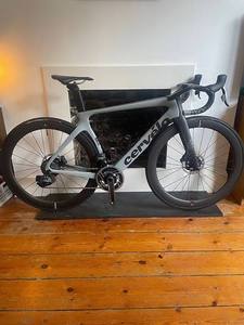 Bicicletas de Triatlón Cervélo S5 Red SRAM AXS XS, Modelo 2024/2025 de Alta Gama, Listas para Enviar - Product Image 2