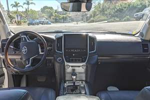 TOYOTA LAND CRUISER 2020 d'occasion, conduite à gauche/droite - Product Image 4