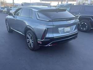 Cadillac LYRIQ 2023 Usado en Excelentes Condiciones, SUV de Lujo de 4 Puertas - Product Image 3