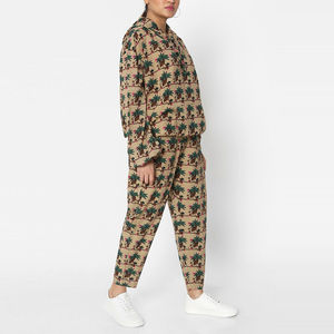 Survêtement de sport professionnel pour femme, haute qualité, écologique, en polyester/coton, extensible dans quatre directions, coupe ajustée, personnalisable OEM - Product Image 3