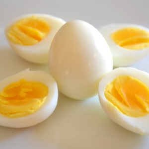 Precio al por mayor Huevos de codorniz enlatados Exportación 100% Natural de Vietnam - Product Image 3