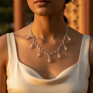 Collar Delicado de Plata 925 para Mujer con Cuarzo Rosa y Amatista con Incrustaciones de Diamantes, Cadena de Caja, Joyería - Product Image 2