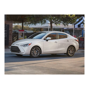 Yaris 2019 SUV d'occasion, transmission manuelle, hybride, conduite à gauche, intérieur foncé, sièges en cuir, jantes R17, à vendre - Product Image 2