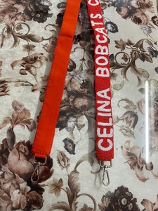 Bande dessinée personnalisée et noms d'équipe Design Trendy Clear Plastic Acrylic Seed Bead Strap pour sac à main, téléphone portable et style INS - Product Image 2