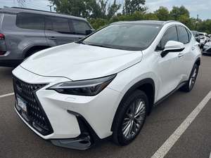 Lexus NX 350 2024, SUV de luxe, très propre et abordable, transmission intégrale, moteur essence 4.1-6L, automatique, 400 ch, 500 Nm, sièges en cuir, toit ouvrant, caméra 360° - Product Image 3