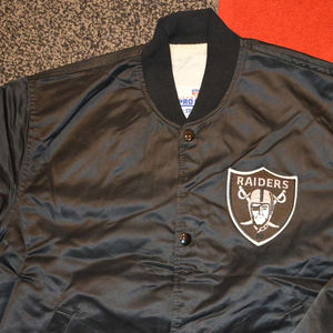 Chaquetas de invierno para hombre, chaqueta de satén estilo callejero para hombre con decoración bordada, servicio OEM disponible - Product Image 3