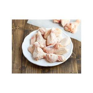 Frozen <b>chicken</b> wings sourced from healthy poultry and packed for long shelf life - Product Image 1