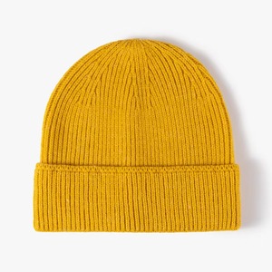 Bonnet en acrylique tricoté côtelé conçu sur mesure pour l'hiver avec motif imprimé de logo brodé pour le voyage ou la plage 2026 - Product Image 3