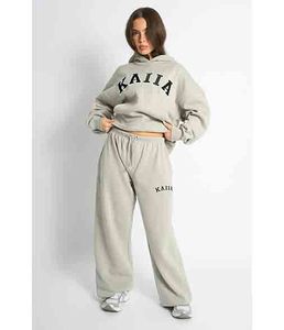 Ensemble de survêtement long en deux pièces pour femmes, uni, brodé, pour l'hiver - Product Image 1