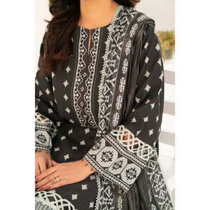 Ensemble 3 pièces Khaddar en coton imprimé pour femme, Salwar Kameez Dupatta K-52041, coupe ample, extensible, robe pakistanaise, tenue de festival indienne - Product Image 3