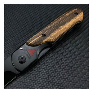 Couteau de poche pliant personnalisé pris en charge par l'OEM en acier inoxydable et manche en bois pour application de chasse et de combat - Product Image 4
