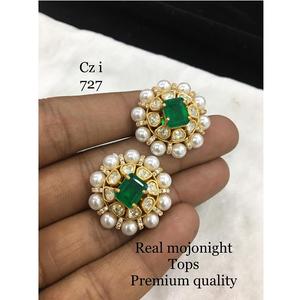 ต่างหูรูปราชวงศ์สำหรับผู้หญิงเหมาะอย่างยิ่งสำหรับ Navratri Diwali และเทศกาลจัดแต่งทรงผมจากอินเดีย - Product Image 4