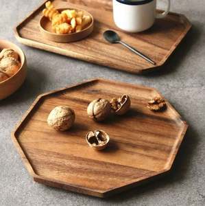 Bandeja de servicio de madera de acacia natural decorativa de Navidad para decoración de cocina casera y fiesta en diseño moderno - Product Image 3