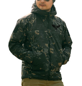Veste tactique à capuche noire pour homme sur mesure, coupe-vent, fermeture éclair, avec poches utilitaires et capuche réglable - Product Image 4