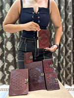 Nouveau véritable main usiné en cuir gaufré Bronze fermoir serrure journaux Boho traditionnel Vintage en cuir serrure voyage poésie journaux