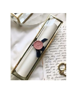 Boîte de défilement en verre métallique décorative exquise avec conception artistique de défilement pour des souvenirs et des solutions de stockage de bibelots - Product Image 6