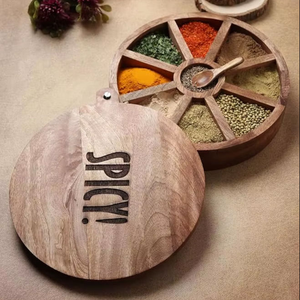 Boîte à épices en bois artistique avec couvercle décoratif sculpté à la main, boîte à masala en bois artisanale avec couvercle transparent facile à soulever - Product Image 1