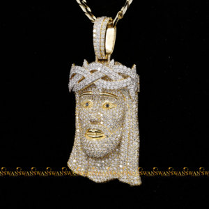 Colgante de cabeza de Jesús Hip Hop completamente tachonado con diamantes de moissanita de corte brillante redondo en plata de ley 925 - Product Image 2
