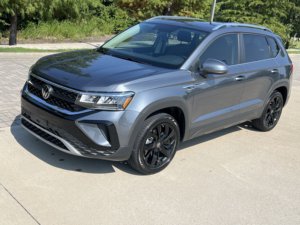 Seminuevo Clean 2022 Volks_wagen Taos SE 1.5L V4 FWD - Product Image 3