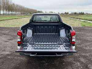 2021 MIT SUBI L usado con asientos de cuero oscuro y control de crucero ACC ¡Excelente estado! - Product Image 5