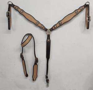 Diseño de Conchos de flores de cuero de doble tono con hebillas de diseño intrincado Venta caliente Fabricantes al por mayor - Product Image 1