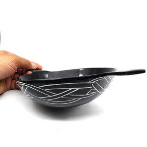 Bol de service en corne de buffle fabriqué à la main idéal pour la salade pour la décoration de table à manger - Product Image 3