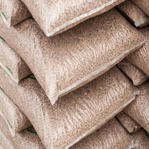 Pellets de madera con formulación comprimida Pellets de madera de origen de madera dura para una larga vida útil - Product Image 1