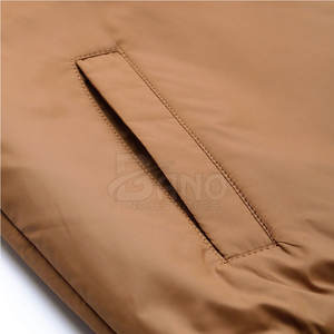 Chaqueta Bomber de invierno ligera de alta calidad para hombre, nuevo estilo, chaqueta acolchada con soporte en blanco liso, tela transpirable XS hecha a medida - Product Image 4